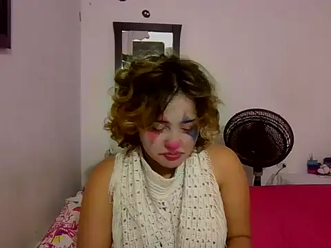 alisson indraa online show from January 15, 4:50 am