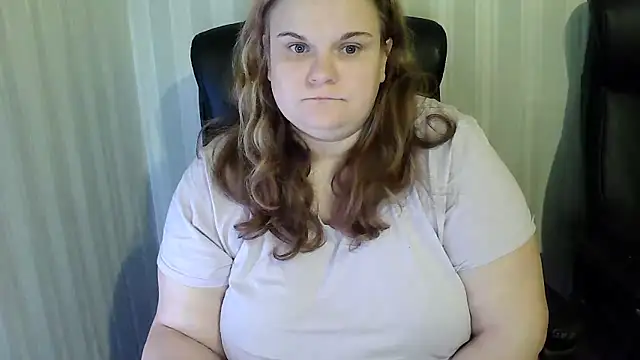 Snapshot of HarmonyKareraa chatting on December 2, 2:12 pm HarmonyKareraa online show from December 2, 2:12 pm