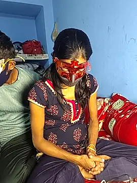 Snapshot of BHABHI_HOT_5 chatting on December 5, 7:17 am BHABHI HOT 5 online show from December 5, 7:17 am