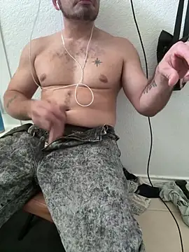 2addictivelyhorny online show from June 9, 10:10 pm