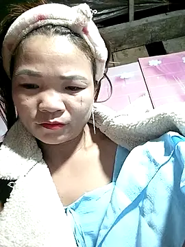 Snapshot of -mayman99 chatting on December 13, 11:54 pm -mayman99 online show from December 13, 11:54 pm