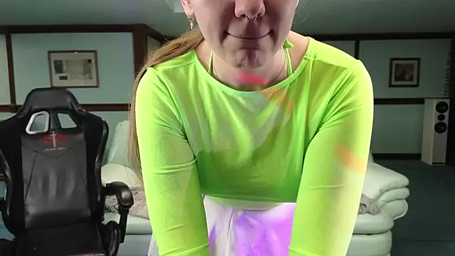 KiraRustle online show from January 19, 2:59 am