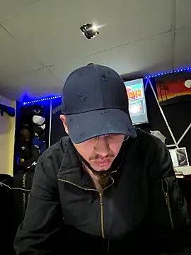 Snapshot of tratosucio chatting on January 10, 6:04 am tratosucio online show from January 10, 6:04 am