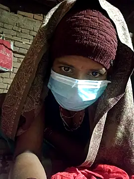 Snapshot of Curvy_Vamikaa chatting on December 5, 3:09 pm Curvy Vamikaa online show from December 5, 3:09 pm