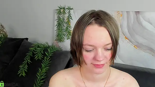 Olivia Riesz online show from April 21, 1:07 am