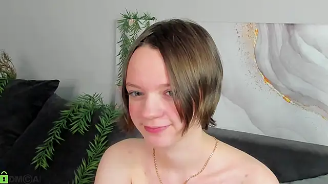 Olivia Riesz online show from April 21, 3:02 am