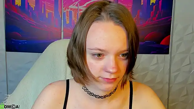 Olivia Riesz online show from June 5, 1:12 am