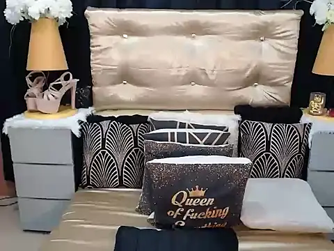 Snapshot of SexyPetiteAra chatting on November 26, 9:38 pm SexyPetiteAra online show from November 26, 9:38 pm