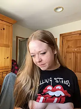 SmirkFans online show from February 8, 8:34 pm