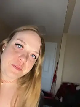 SmirkFans online show from March 22, 10:46 pm