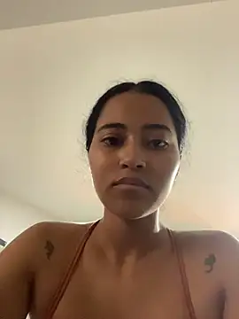 agathaa  1 online show from December 20, 10:28 pm