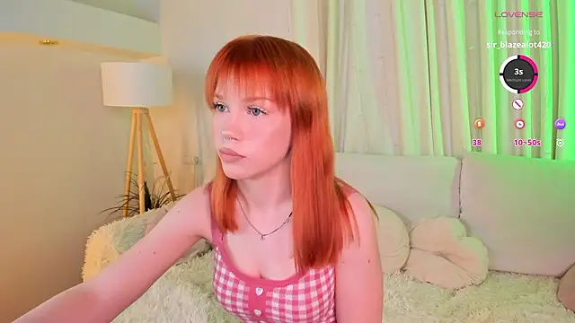 SunRisee  online show from March 10, 10:59 pm