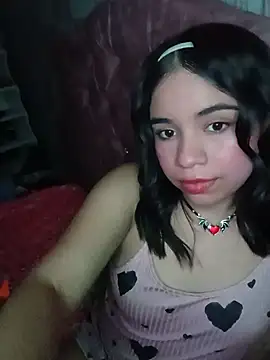 Snapshot of Tatiana18Strip chatting on December 16, 6:51 am Tatiana18Strip online show from December 16, 6:51 am