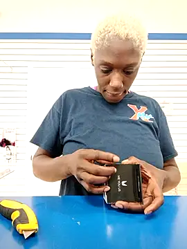 Snapshot of Harleene_Quinzelle chatting on December 14, 1:00 am Harleene Quinzelle online show from December 14, 1:00 am