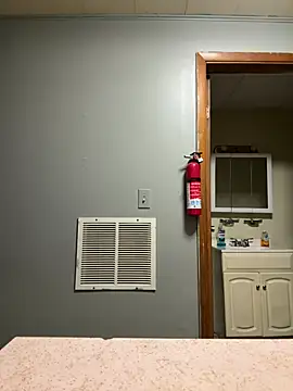 hazeleyedemonx13 online show from April 24, 3:42 am