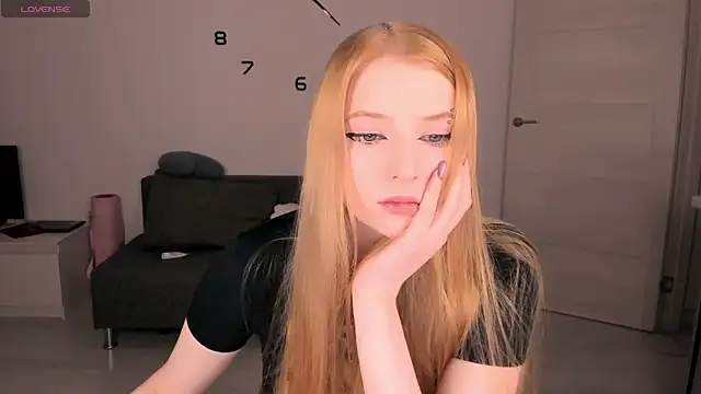  Milana Sparkl75  online show from May 10, 6:24 pm
