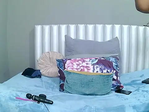 SavageHoney online show from November 29, 1:25 pm