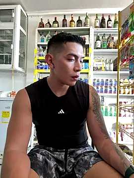 OliverWest04 online show from December 17, 8:59 pm