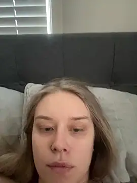 babyblue977 online show from February 16, 7:10 pm