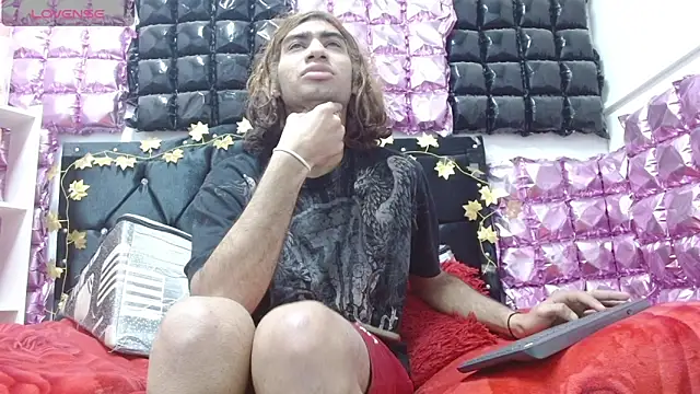 Snapshot of andresdark_07 chatting on December 14, 3:12 am andresdark 07 online show from December 14, 3:12 am