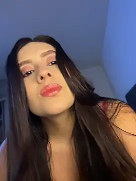 Samantafoxx  online show from April 23, 12:45 am