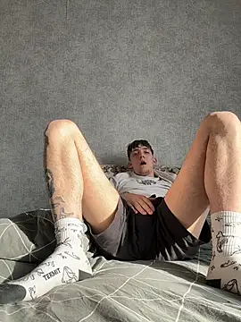 Snapshot of Rabizoon chatting on February 5, 5:12 am Rabizoon online show from February 5, 5:12 am