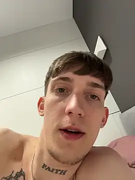 Snapshot of Rabizoon chatting on February 20, 2:50 pm Rabizoon online show from February 20, 2:50 pm