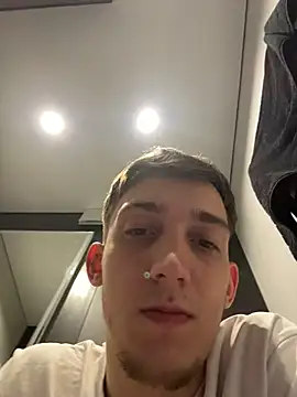 Snapshot of Rabizoon chatting on March 8, 11:36 am Rabizoon online show from March 8, 11:36 am