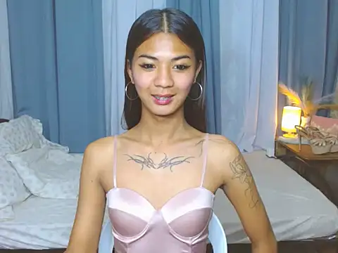 Snapshot of SamaraMillers chatting on December 14, 9:58 am SamaraMillers online show from December 14, 9:58 am