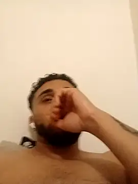 Snapshot of elgasmii chatting on July 2, 11:22 pm elgasmii online show from July 2, 11:22 pm