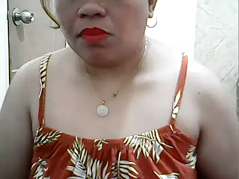 cutechubby online show from February 8, 6:00 pm