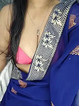 Snapshot of Curvy_Pooja chatting on May 26, 12:50 am Curvy Pooja online show from May 26, 12:50 am
