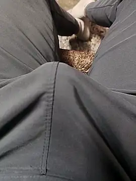 bigdick2299 online show from December 17, 2:56 pm