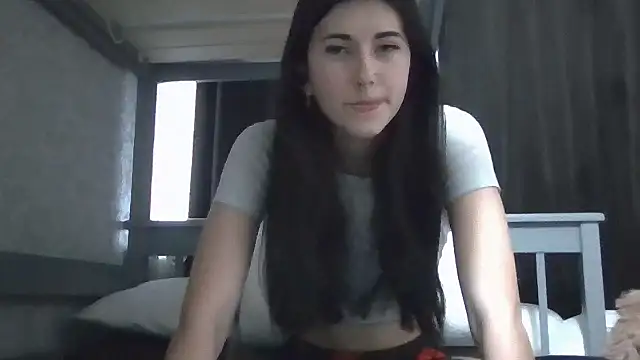 Snapshot of StarYeadon chatting on December 5, 8:12 am StarYeadon online show from December 5, 8:12 am