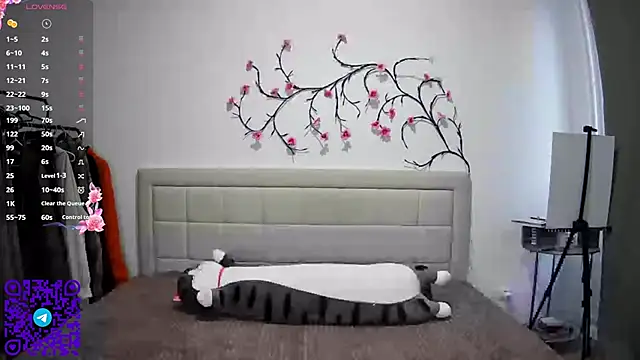 ArianeRandy online show from March 31, 3:01 pm