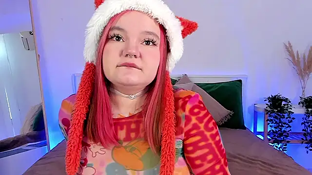 Snapshot of Rose_Luvv chatting on February 2, 7:29 am Rose Luvv online show from February 2, 7:29 am