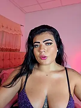 Snapshot of Modelsalo chatting on December 2, 4:35 pm Modelsalo online show from December 2, 4:35 pm