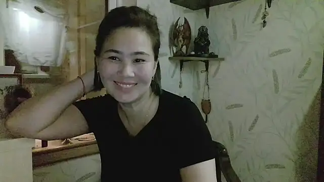 Nettie Allie online show from December 1, 8:58 pm