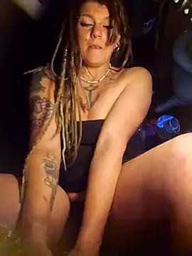 Horny hippie online show from February 28, 6:10 am