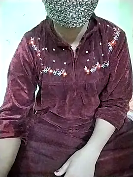 RASHMI SHARMA9 online show from November 29, 5:43 am