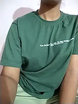 RASHMI SHARMA9 online show from April 9, 6:19 am