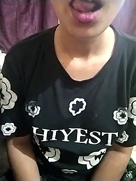 RASHMI SHARMA9 online show from April 27, 6:55 am