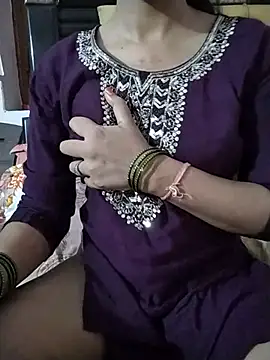 RASHMI SHARMA9 online show from July 14, 5:51 pm