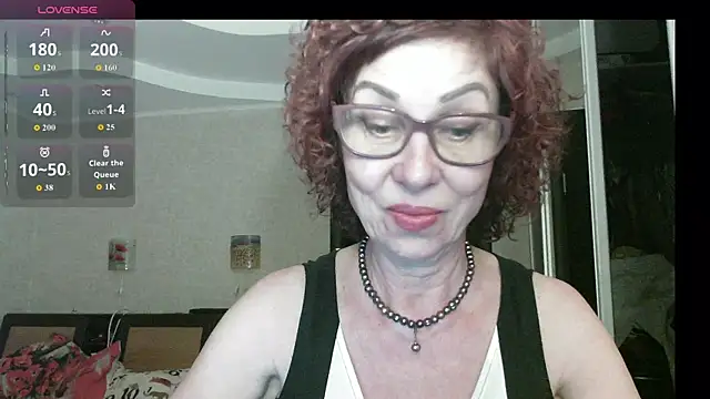 Kelly Flurr online show from July 12, 7:05 pm