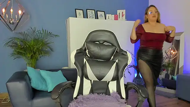 Snapshot of Anto_Thompson chatting on May 10, 8:25 pm Anto Thompson online show from May 10, 8:25 pm
