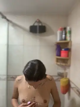 Snapshot of allisonn_parker26 chatting on November 28, 6:43 pm allisonn parker26 online show from November 28, 6:43 pm