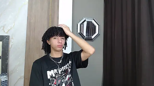 kim curlyy online show from April 19, 2:38 pm