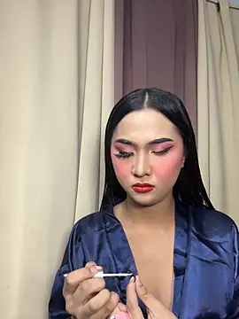 Diannellove online show from April 27, 5:00 pm