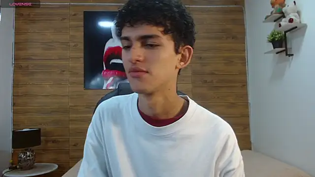 Michaelkoiv online show from November 26, 12:50 pm