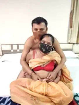 radhadesi online show from February 12, 5:52 pm